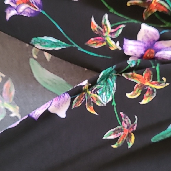 H&M slimming wrap dress - Picture 3 of 6